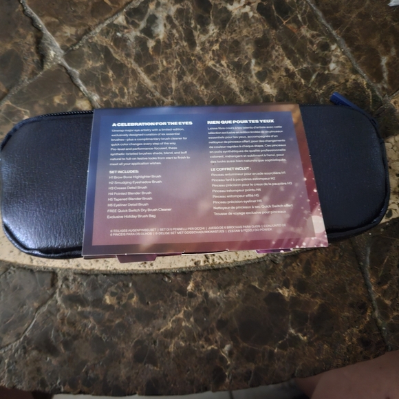 Morphe THE MORE THE MERRIER 6 Piece Eye Brush Set Limited Edition Christmas - Picture 4 of 4